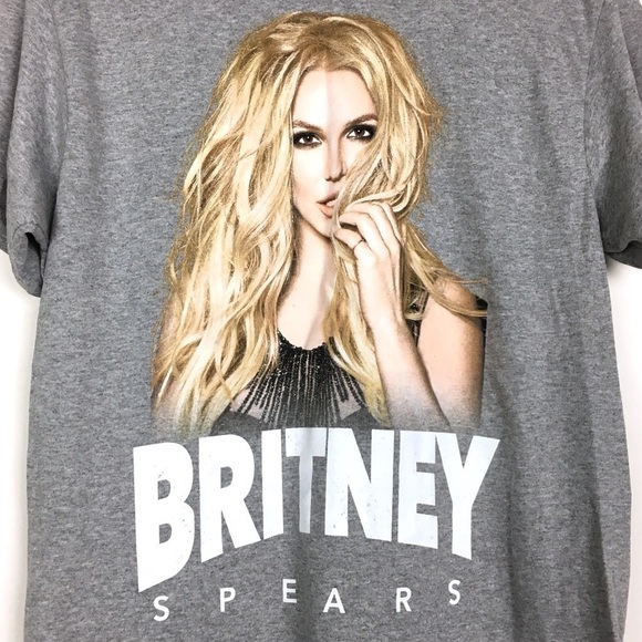 BRITNEY SPEARS Collection Graphic Tee T Shirt Concert Tour Y2K Vibes Size Medium - Picture 6 of 9